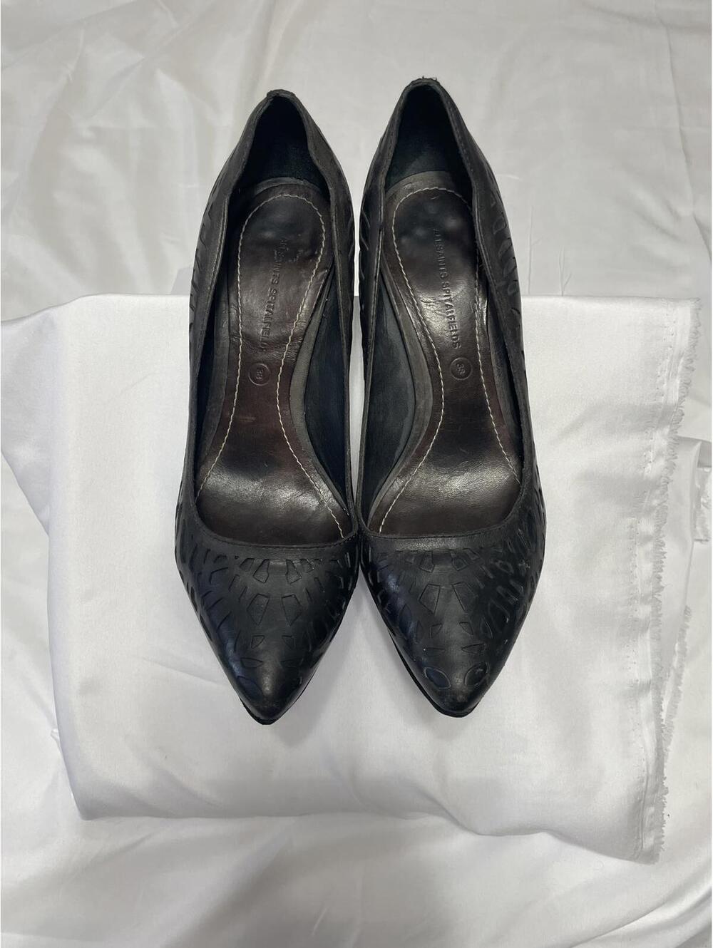 All Saints Black laser cut women's pumps Size 8B NWOT - Picture 7 of 7